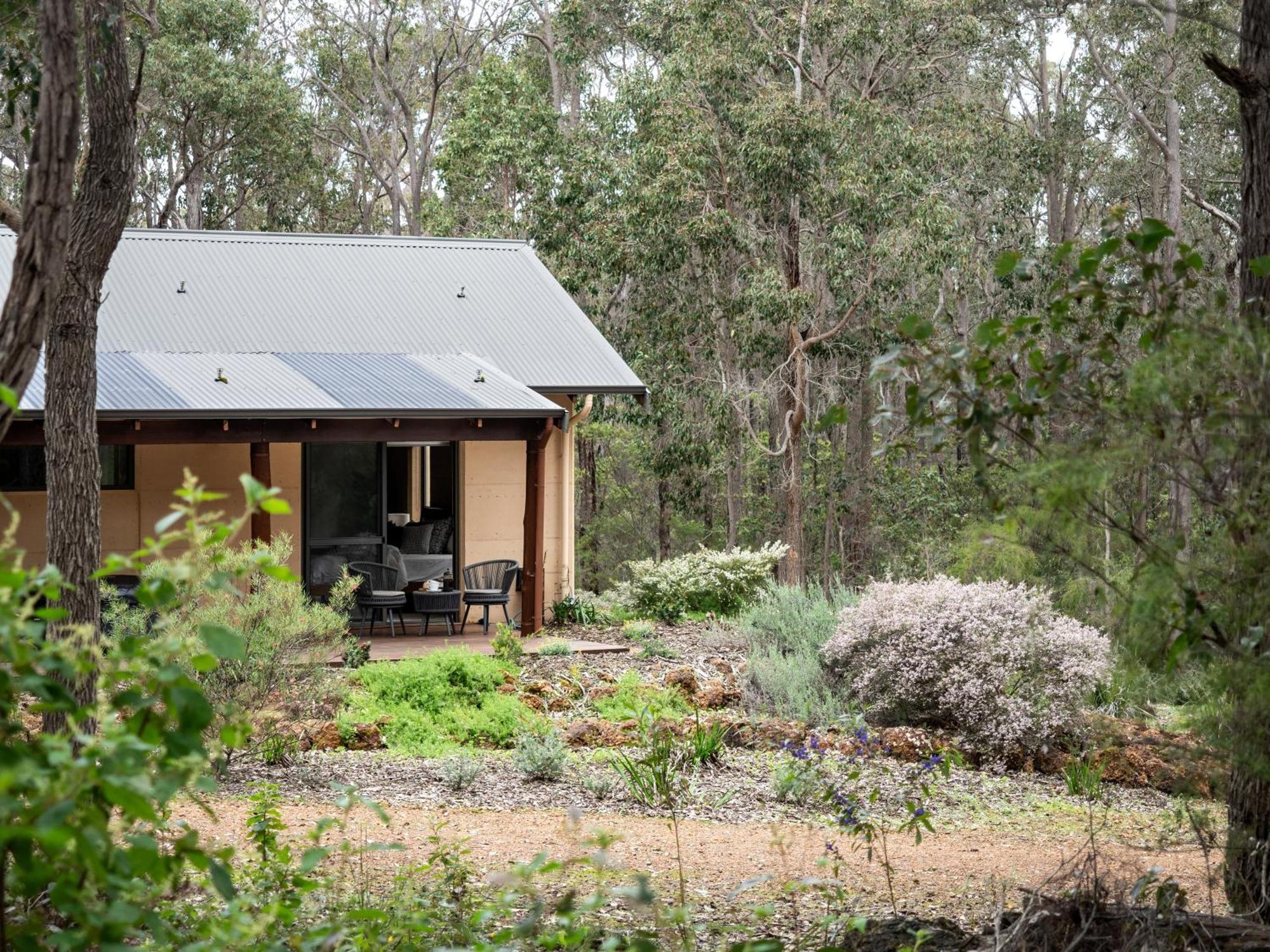 Jarrah Grove Forest Retreat - Adults Only Luxury Chalet Rosa Glen Exteriör bild